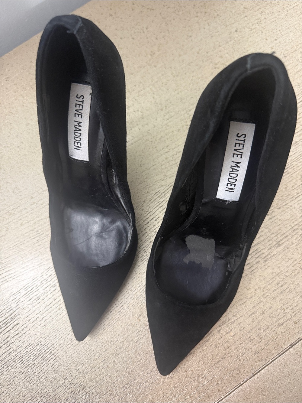 Steve Madden Daisie Black Suede Pointed Pumps - Picture 3 of 9